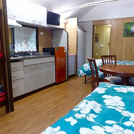 Lake Eacham Tourist Park & Cabins Exterior photo